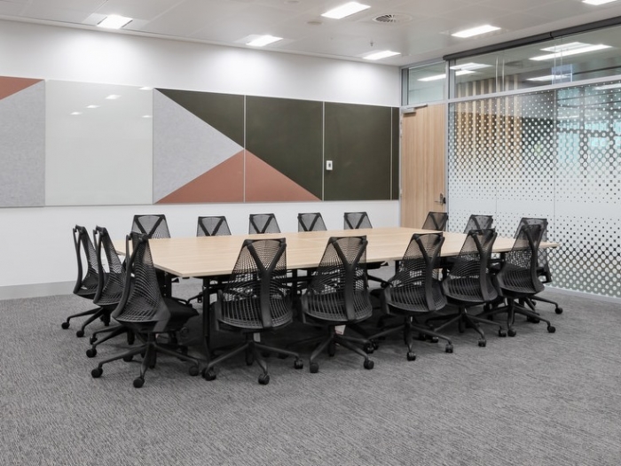 Government Office Fitout - Designer: Daryl Jackson Alastair Swayn - Photogrpahy by Steve Keogh