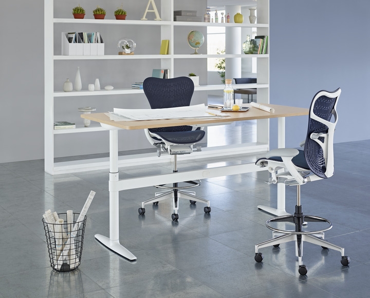 Atlas Office Landscape designed Tim Wallce, Atlas workstation by Herman Miller