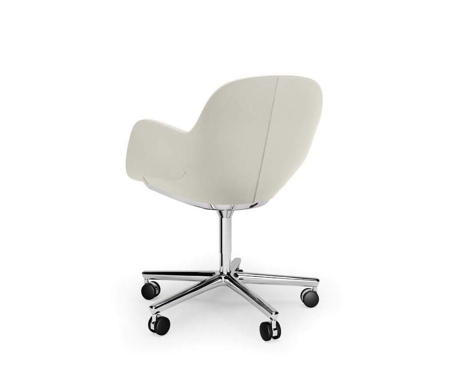 Sheru chAIR on Castors Sheru chair designed by EOOS for Walter Knoll, Walter Knoll Sheru dining chair, Sheru dining chair by EOOS for Walter Knoll