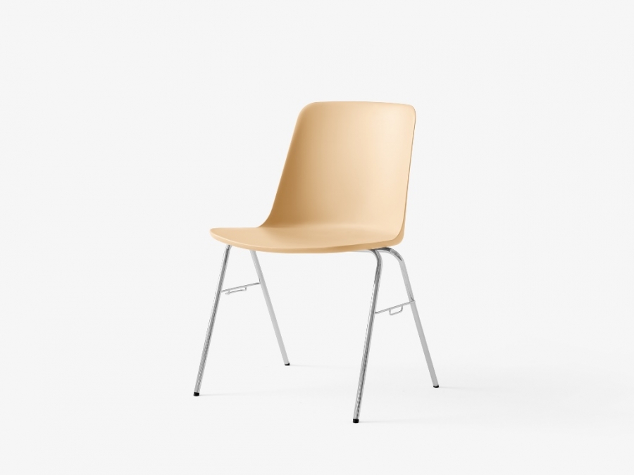 Rely Stacking chair with linking HW27 by &Tradition