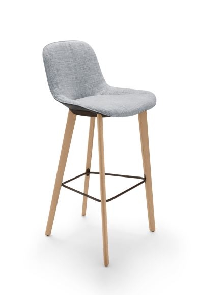 Sheru Barstool with timber legs Sheru Barstool designed by EOOS for Walter Knoll