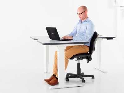 Elevar Electric 90 Degree workstation, commercial workstation desk from designcraft